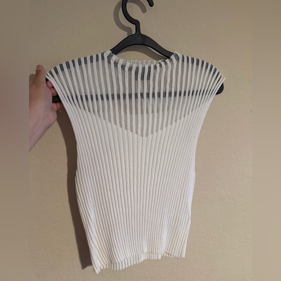 White Ribbed Sleeveless Top - Picture 1 of 1